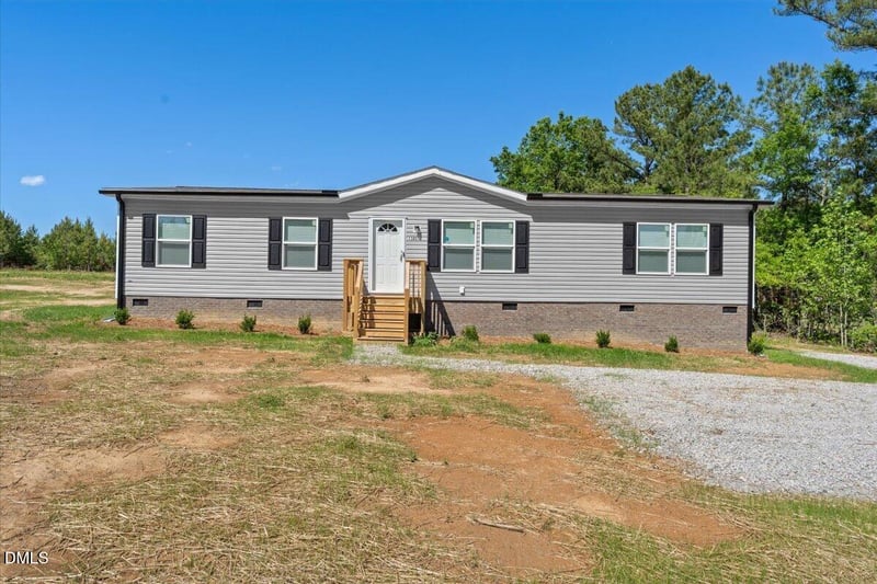 1305 Schloss Rd, Louisburg, NC 27549