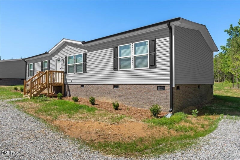 1305 Schloss Rd, Louisburg, NC 27549