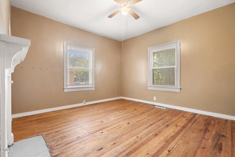 1307 Stonewall St, Burlington, NC 27217