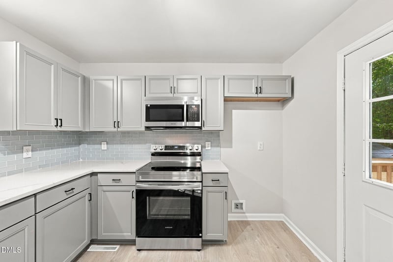 1308 Sundown Dr, Mebane, NC 27302