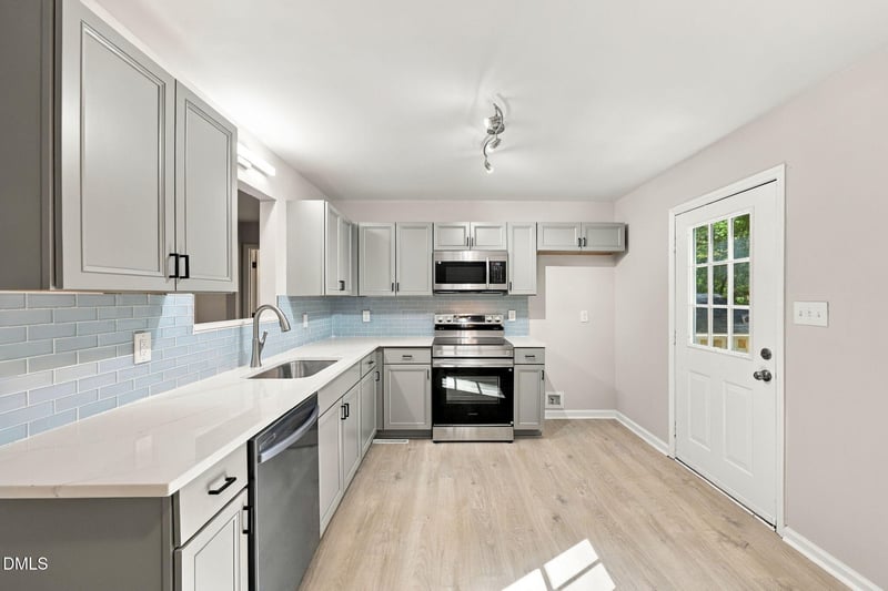 1308 Sundown Dr, Mebane, NC 27302
