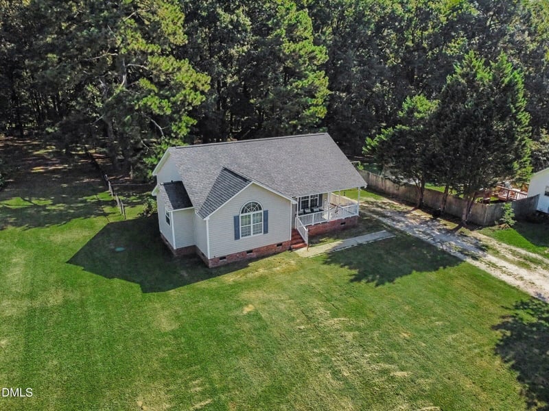 131 Carrie Dr, Archer Lodge, NC 27527