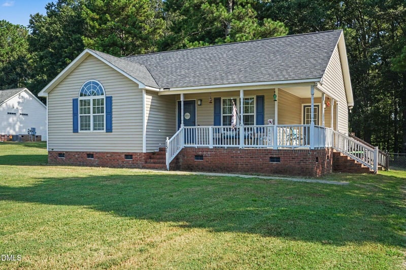 131 Carrie Dr, Archer Lodge, NC 27527