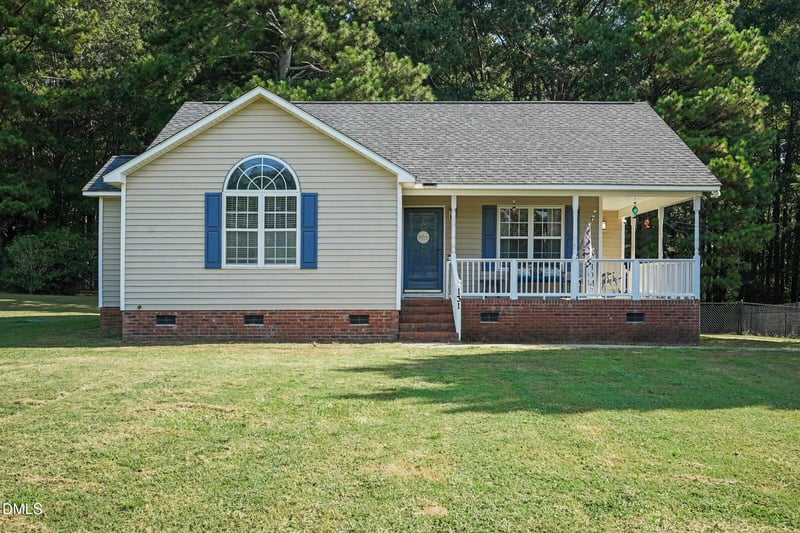 131 Carrie Dr, Archer Lodge, NC 27527