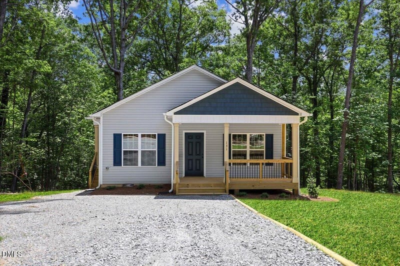 131 Dauphine St, Fuquay Varina, NC 27526