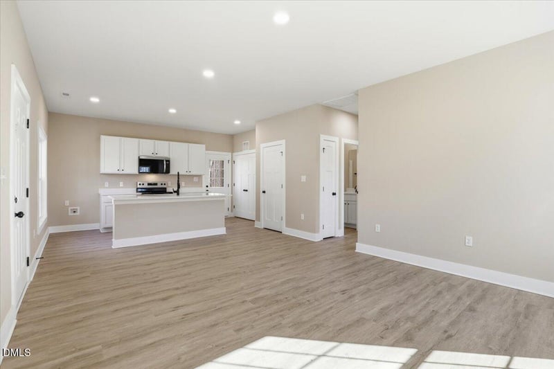 131 Dauphine St, Fuquay Varina, NC 27526