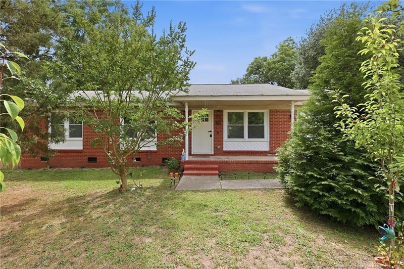 1310 Chilton Dr, Fayetteville, NC 28314