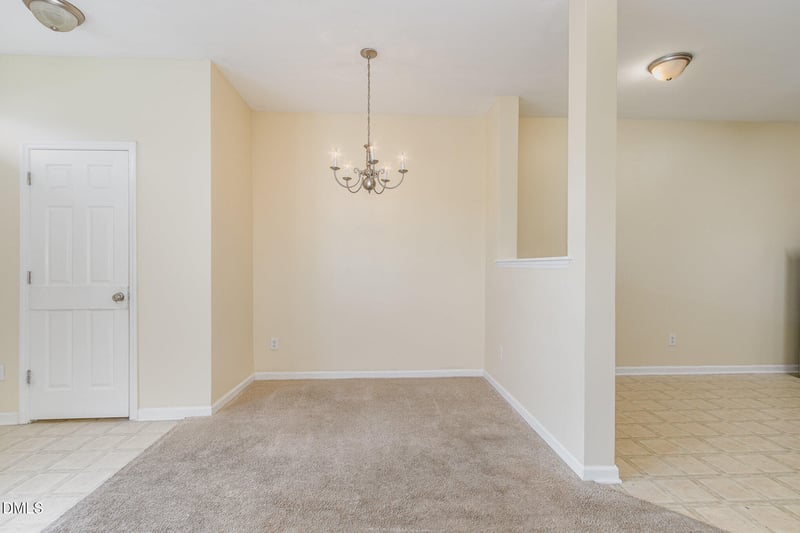 1311 Canyon Rock Ct #105, Raleigh, NC 27610