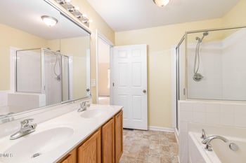 1311 Canyon Rock Ct #105, Raleigh, NC 27610