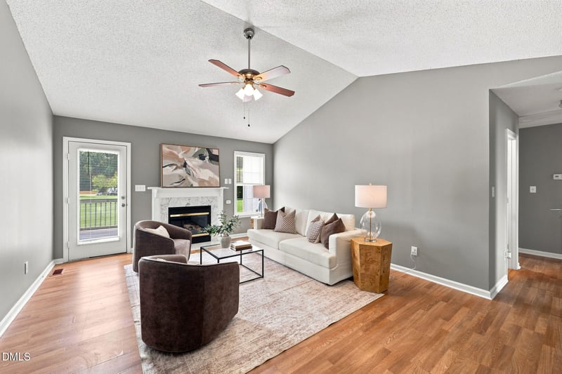 1312 Greenbranch Ln, Raleigh, NC 27603