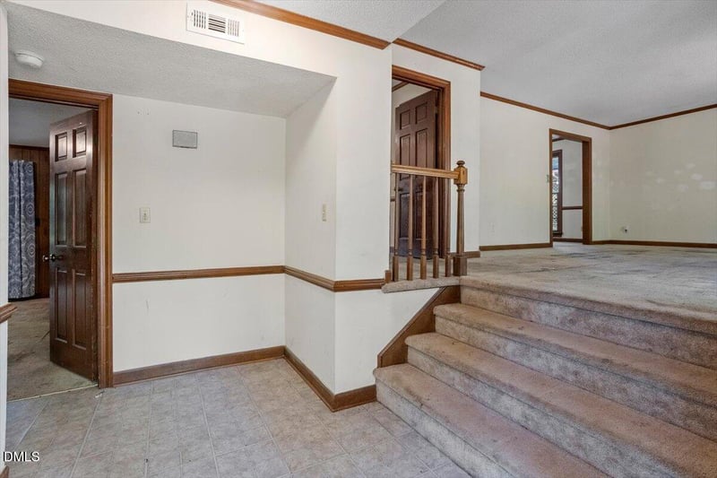 1313 Bloomingdale Dr, Cary, NC 27511