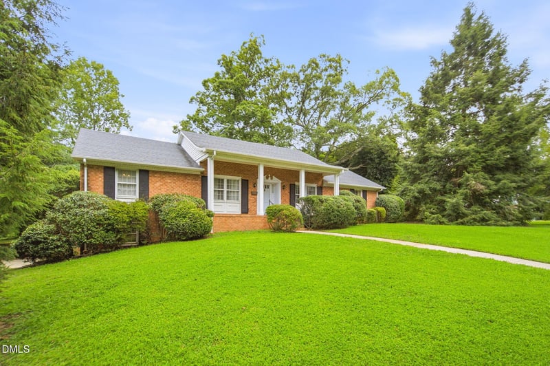 1315 Briarcliff Rd, Burlington, NC 27215
