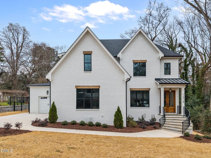 1318 Ivy Ln, Raleigh, NC 27609
