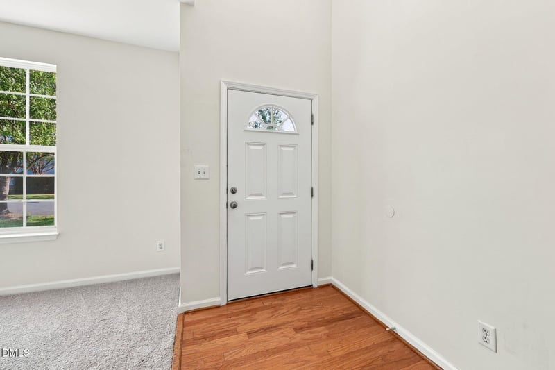 132 Jasper Point Dr, Holly Springs, NC 27540