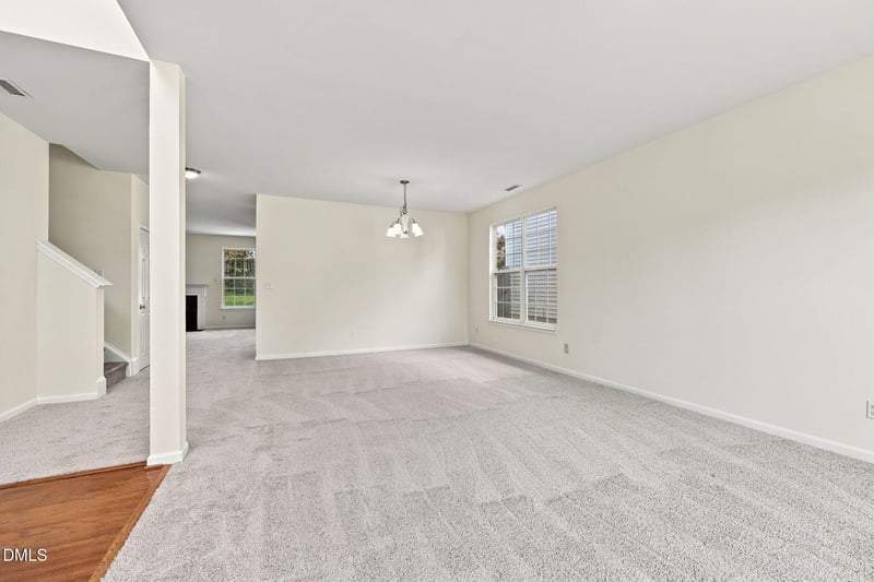 132 Jasper Point Dr, Holly Springs, NC 27540