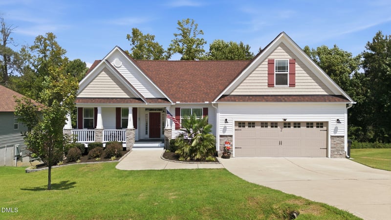 132 Pleasant View Ln, Benson, NC 27504