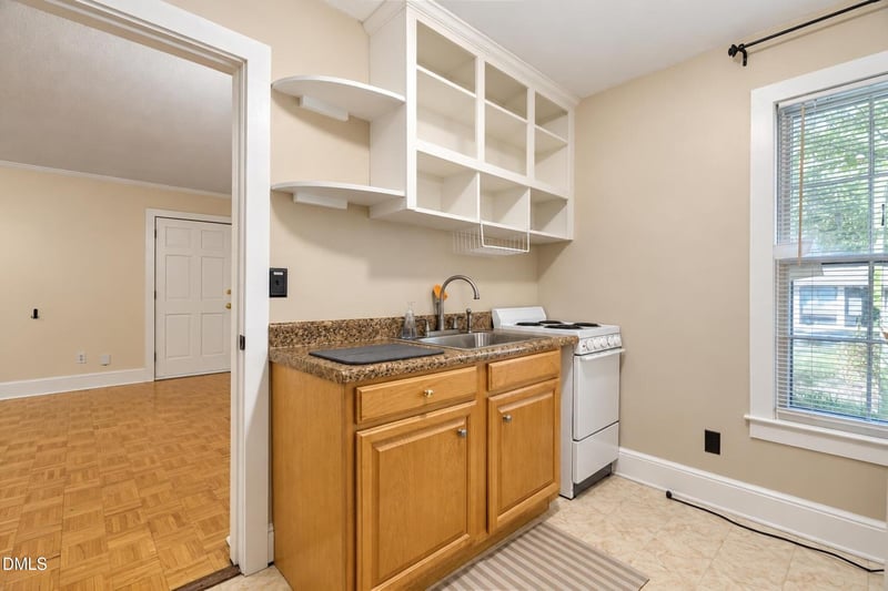 1320 Claymore Dr, Garner, NC 27529
