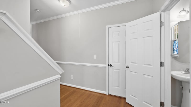 1320 Stone Manor Dr, Raleigh, NC 27610