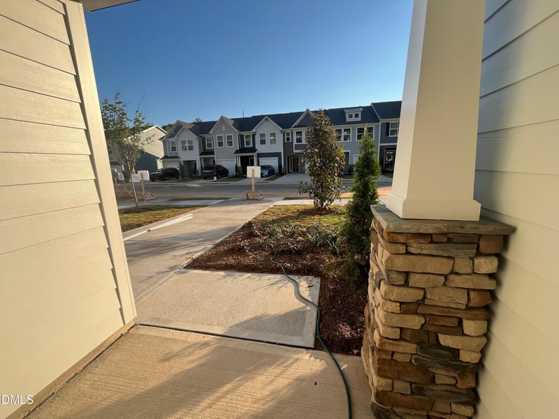 1322 Hammond Dr, Mebane, NC 27302