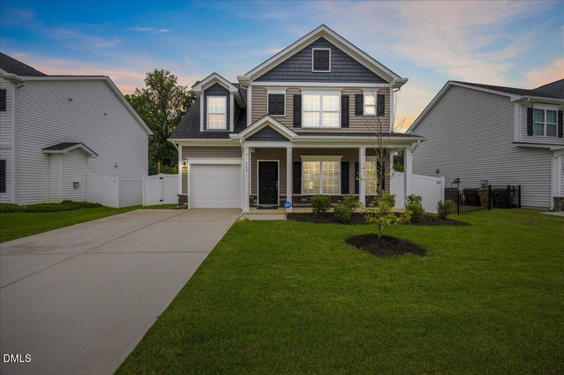 133 Black Oak Ct, Clayton, NC 27520