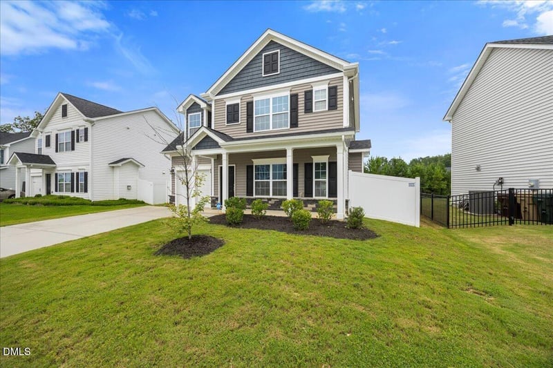 133 Black Oak Ct, Clayton, NC 27520