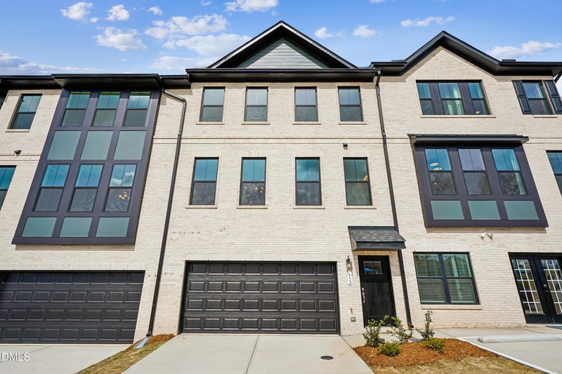 133 Midtown Rows Way, Fuquay Varina, NC 27526