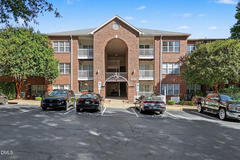 133 Sturbridge Dr #133, Clayton, NC 27520