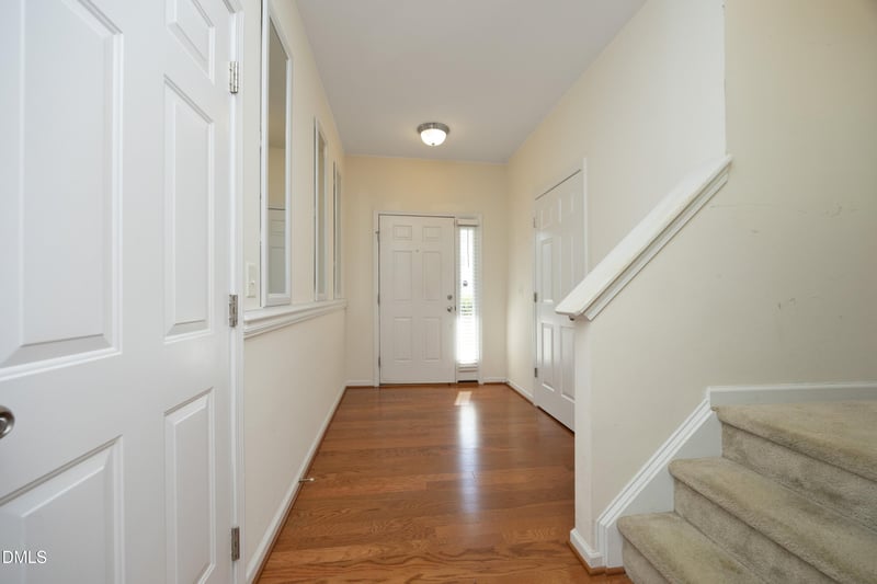 1331 Stone Manor Dr, Raleigh, NC 27610