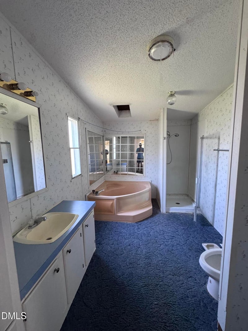 1333 Mclamb Rd, Dunn, NC 28334