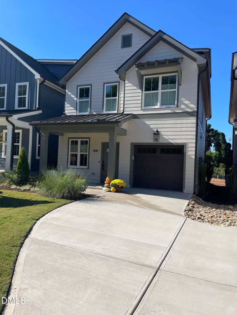 1339 Courtland Dr, Raleigh, NC 27604