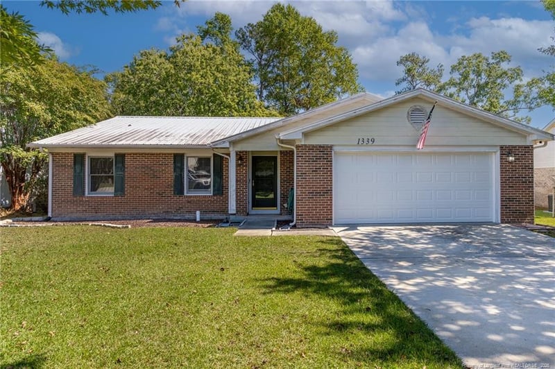 1339 Oak Knolls Dr, Fayetteville, NC 28314