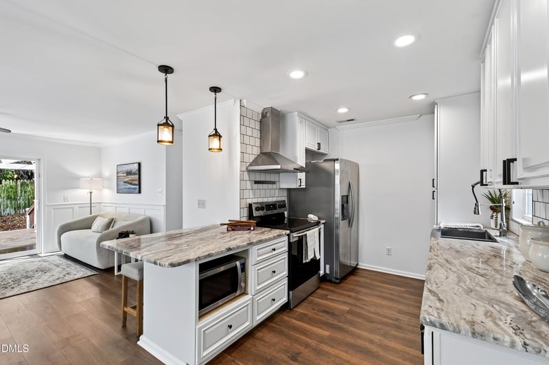 1341 Crabtree Blvd, Raleigh, NC 27610