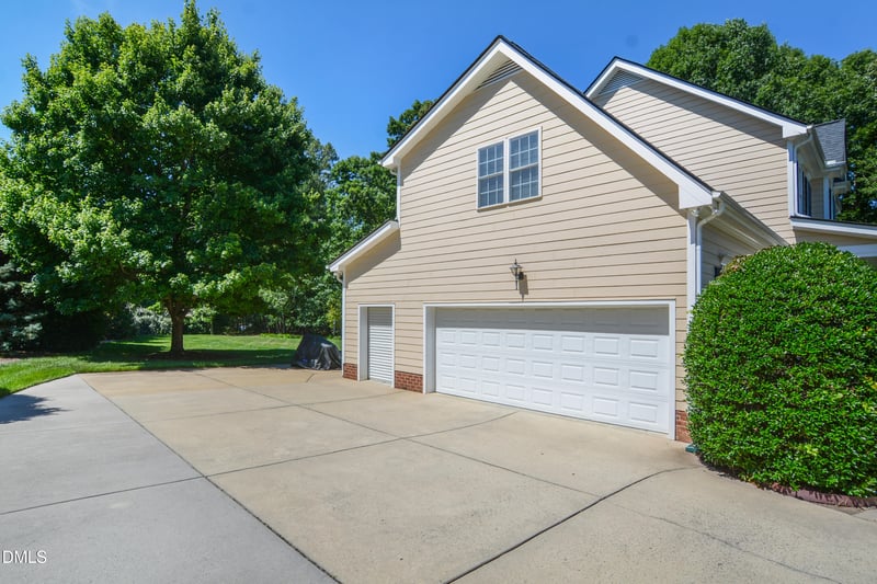 1341 Laneridge Ct, Raleigh, NC 27603