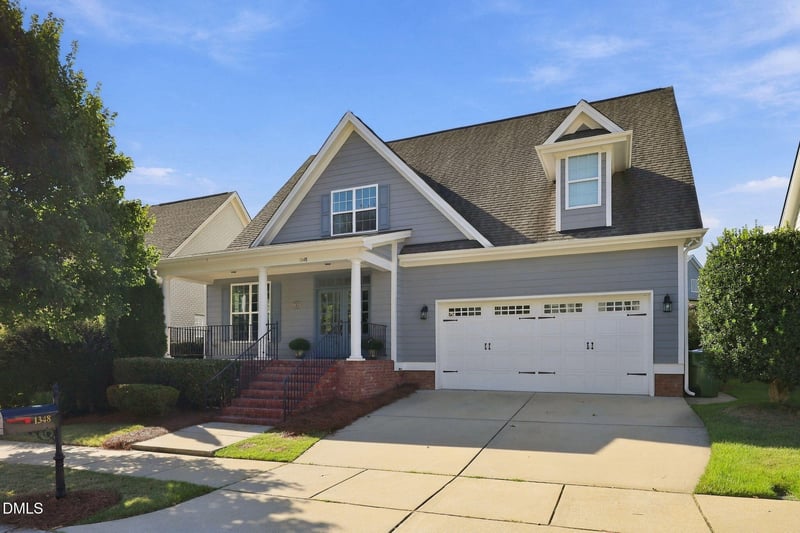 1348 Old Bramble Ln, Fuquay Varina, NC 27526