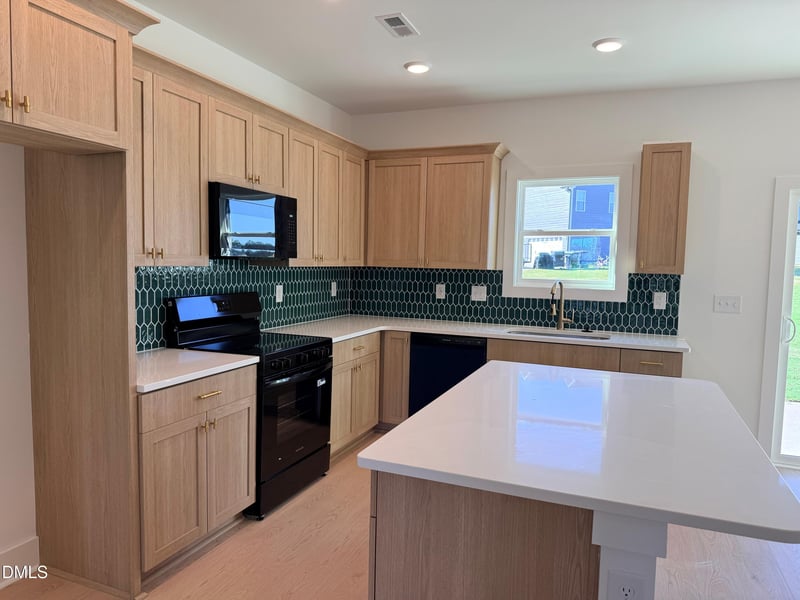 135 Grinnell Loop, Sanford, NC 27332