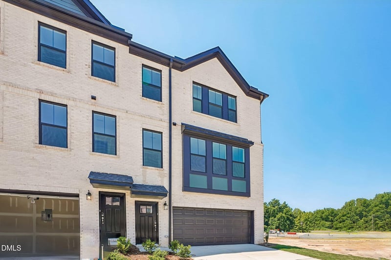 135 Midtown Rows Way, Fuquay Varina, NC 27526