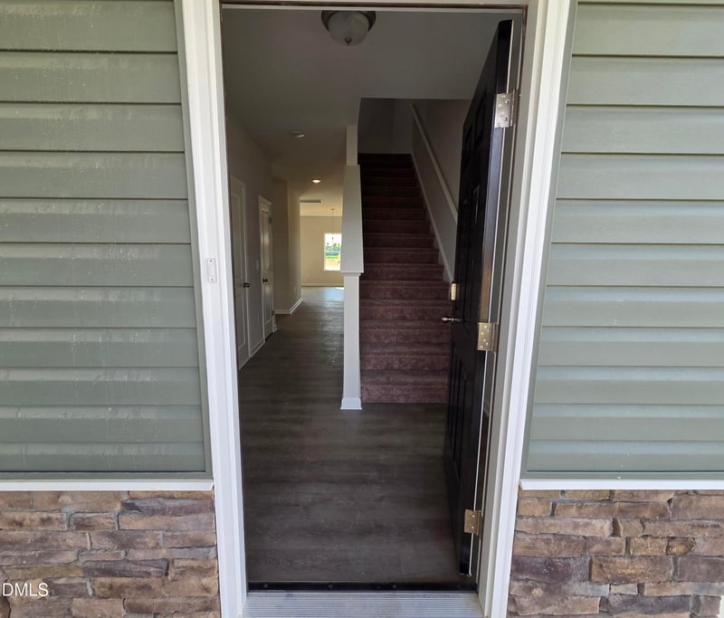 135 Oyster Tabby Dr, Lillington, NC 27546