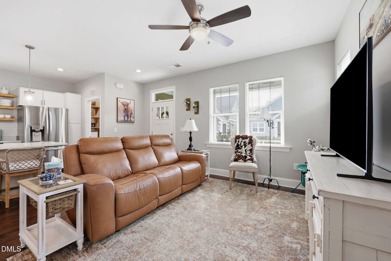 135 Village Walk Dr, Clayton, NC 27527