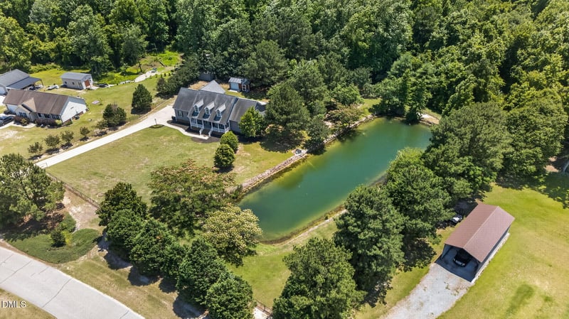 137 Bayberry Ln, Smithfield, NC 27577