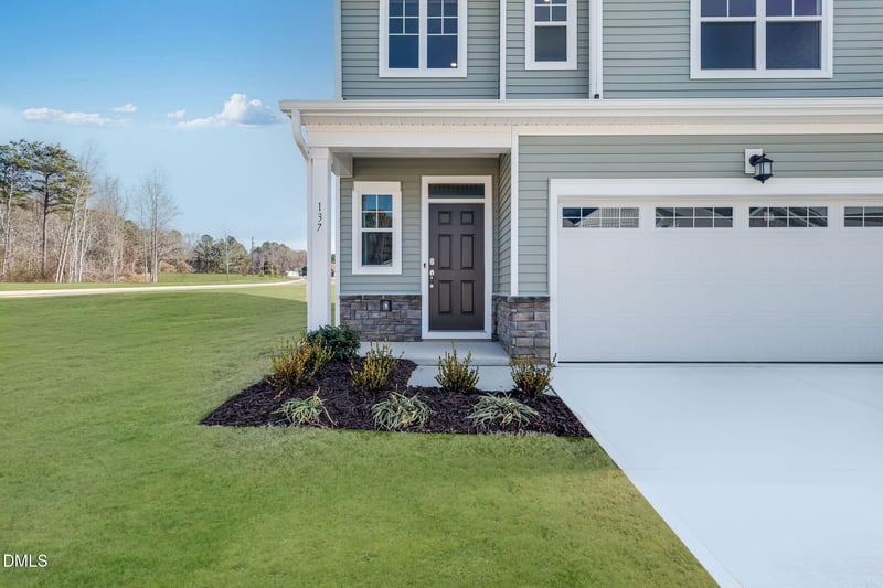137 Fishing Pier Way, Lillington, NC 27546