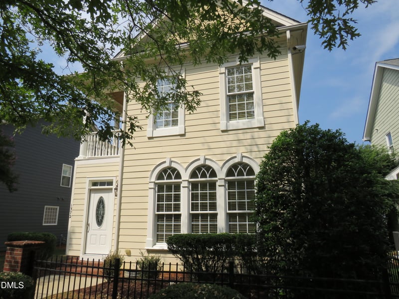 1372 Ileagnes Rd, Raleigh, NC 27603