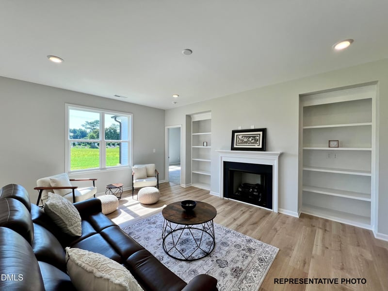138 Cinnabar St, Clayton, NC 27527