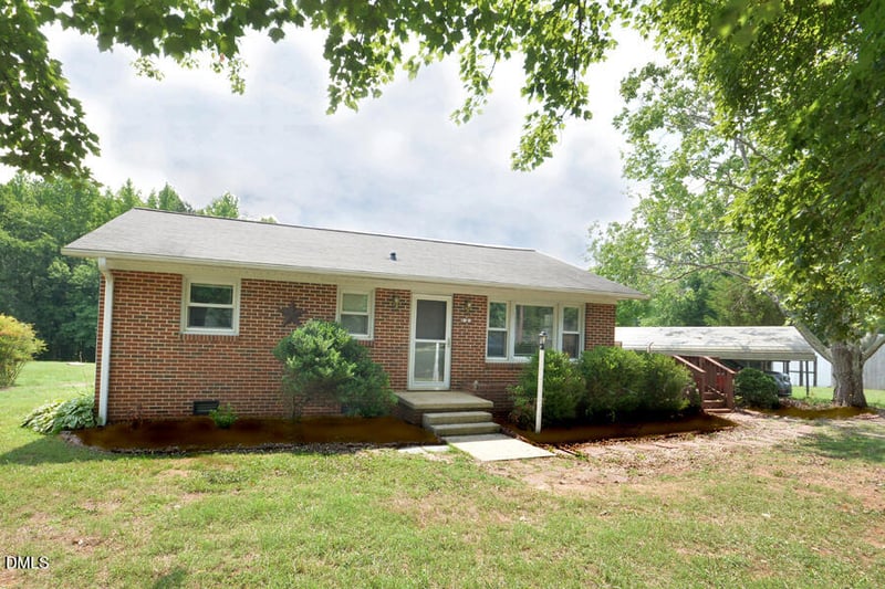 138 Gibson Rd, Mebane, NC 27302