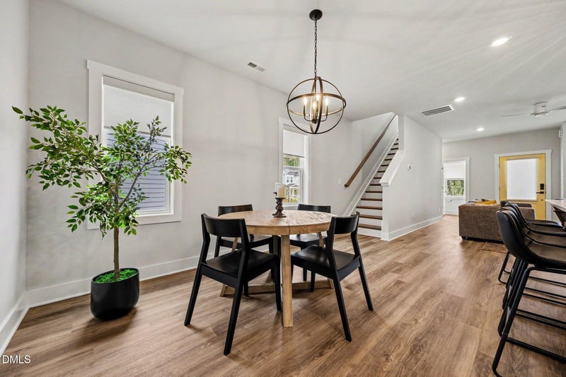 138 Weavers Grove Dr, Chapel Hill, NC 27514