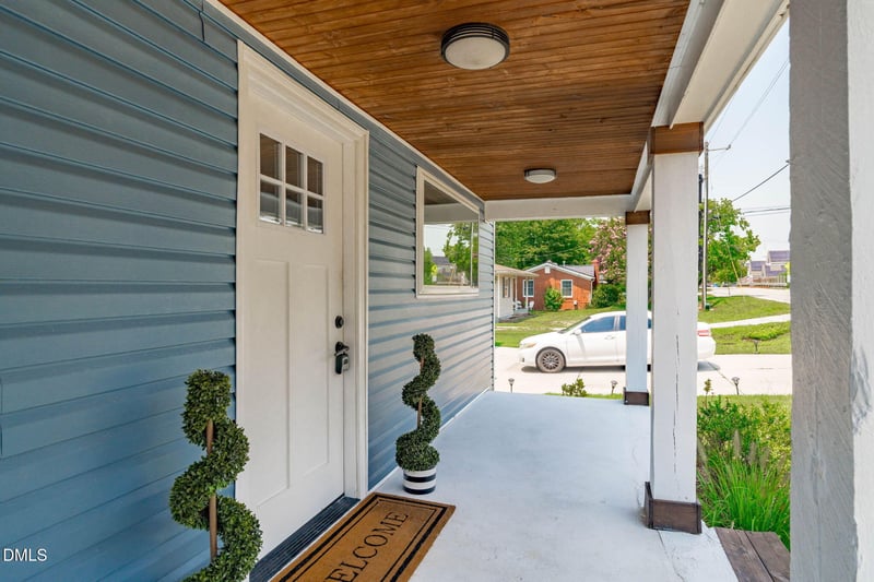 139 Bridge St, Fuquay Varina, NC 27526