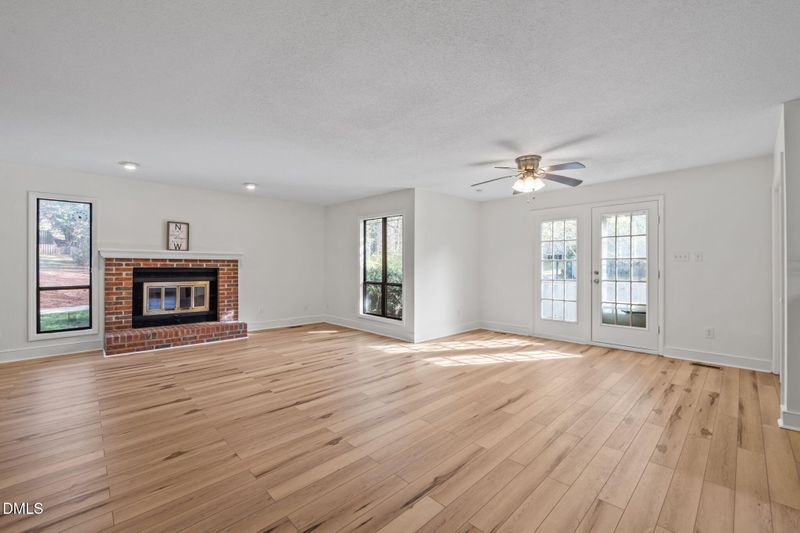 139 Clancy Cir, Cary, NC 27511