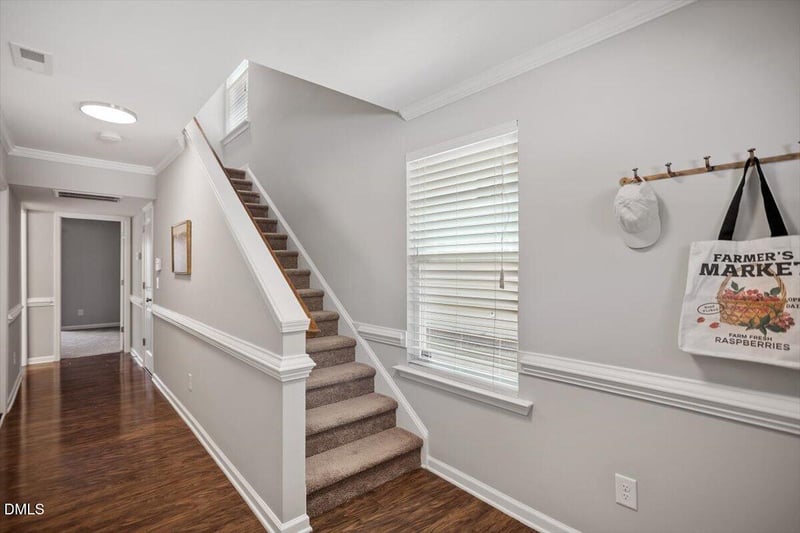 14 Prairie View Ct, Durham, NC 27703