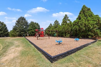 14 Stonemoor Cir, Garner, NC 27529