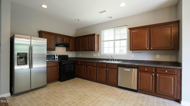 140 Bellfare Dr, Garner, NC 27529