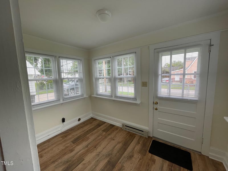 140 S Dunn St, Angier, NC 27501